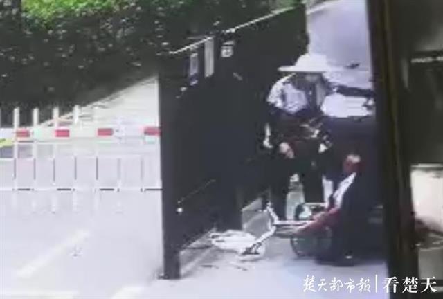 自動(dòng)門 自動(dòng)門