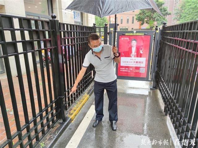 自動(dòng)門 自動(dòng)門